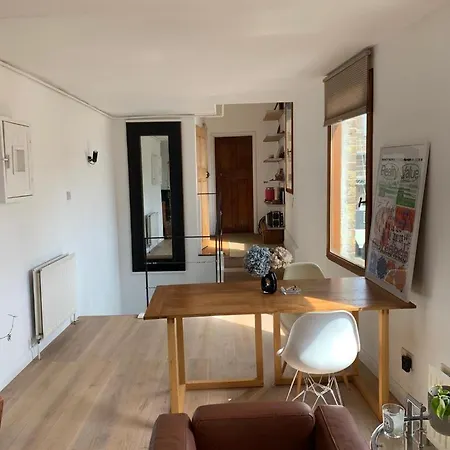 Artist Home